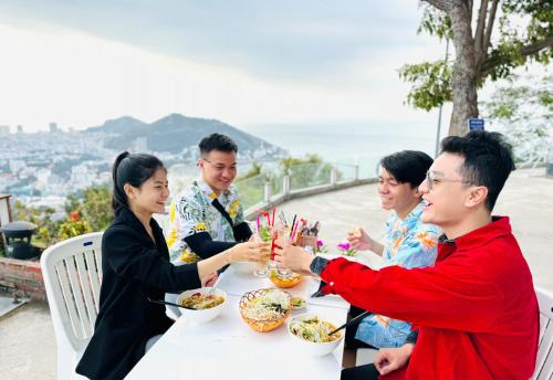 Phong cảnh thiên nhiên gần resort