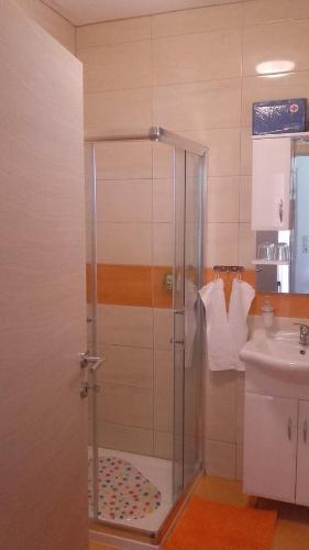 Ένα μπάνιο στο Apartment Pavlešić