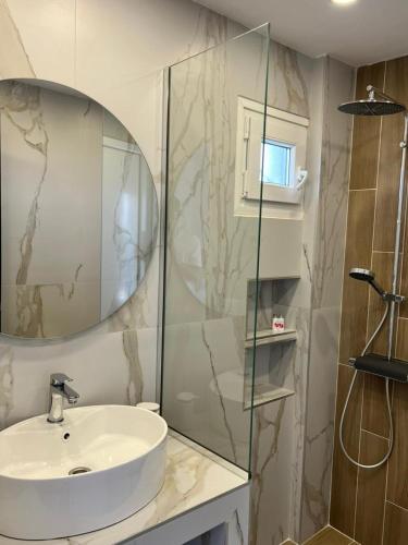 Gallery image of Athos Mare Holiday Studios in Pefkohori