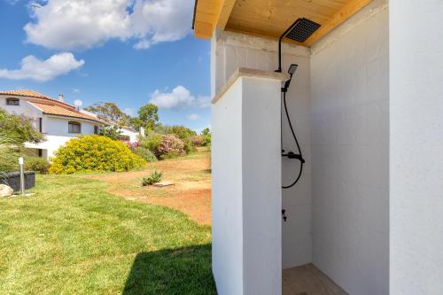 Κήπος έξω από το SARDINIA RE - Villa Fioretta Flowers Apartments