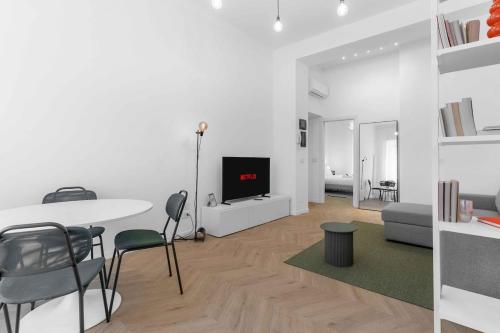Premium Modern Apartment University
