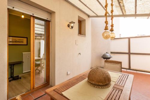 Luminoso Piano Alto con Terrazzo - Mirable PM