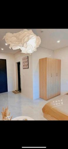 Ένα ή περισσότερα κρεβάτια σε δωμάτιο στο Top apartment