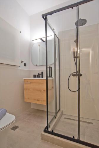 Historic Boutique Apartment in Artists' Kipseli