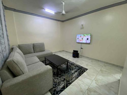Gallery image of Harry apartment bamburi in Bamburi