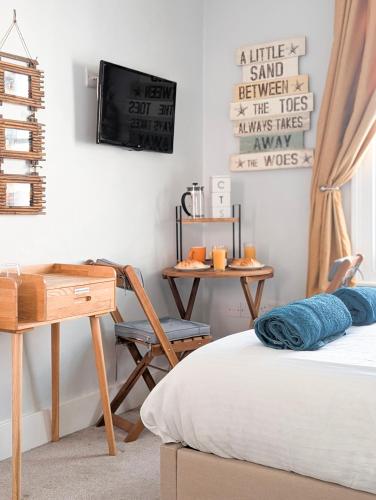 Postel nebo postele na pokoji v ubytování Hendon Street En-suite Homestay Rooms Nr Beach & Walk to Cafes