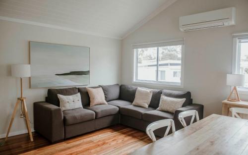 Χώρος καθιστικού στο Surfside Cudmirrah Beach