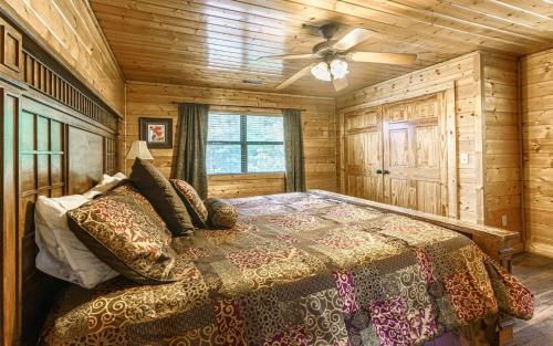 Voodi või voodid majutusasutuse Rockytop Hideaway toas