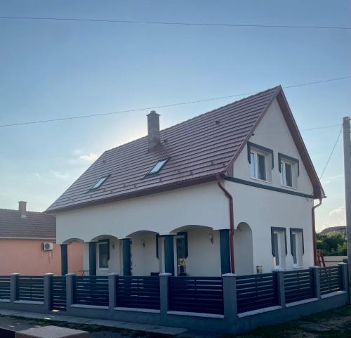 Anett Wellis Apartman Poroszló