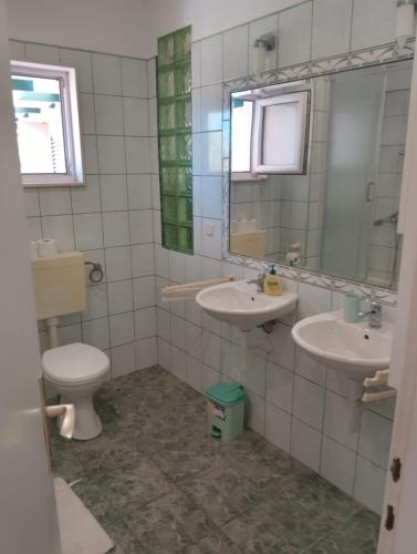Apartment in Bol with sea view, terrace, air conditioning, WiFi 3739-1