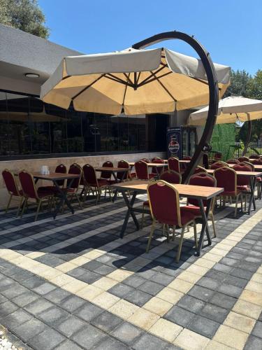 Gallery image of Zeus Otel in Kusadası