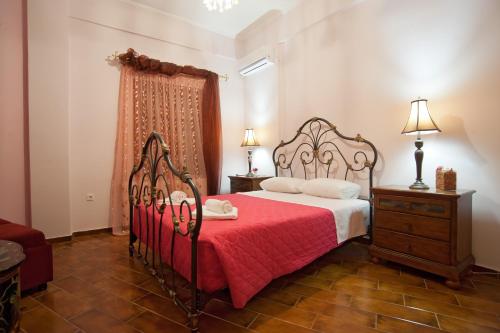 Postel nebo postele na pokoji v ubytování Apollon apartment Delphi