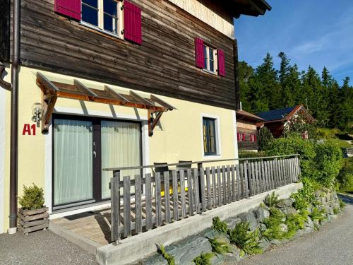 Ferienwohnung mit Garten in ruhiger Lage am Waldrand