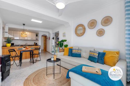 Η κουζίνα ή μικρή κουζίνα στο Apartamento Nispero with shared roofterrace