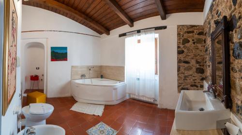 Ένα μπάνιο στο b&b Vallone del grano