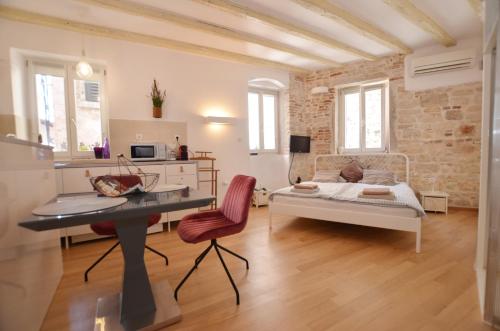 Oliva & Lavanda Studios