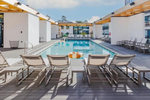 Bazén v ubytování Hotel Riviera Strand nebo v jeho okolí