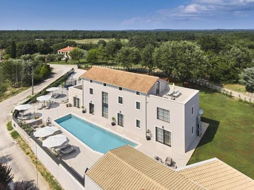 Villa Madora