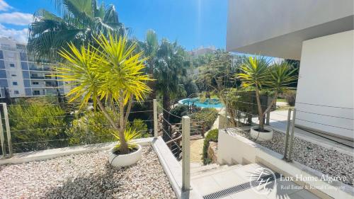 FlorDaRocha - Modern - Pool - 500m Beach - Garden
