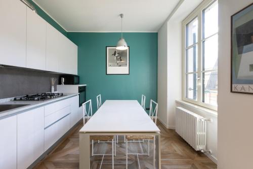 Bright one bedroom apartment Porta Venezia - Mirable PM