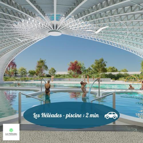 un rendu d'une piscine avec des gens dans l'eau dans l'établissement Studio 