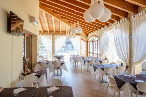 Φωτογραφία από το άλμπουμ του Airone Bianco Residence Village σε Lido delle Nazioni