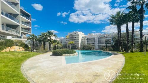 FlorDaRocha - Modern - Pool - 500m Beach - Garden