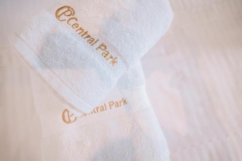 Certifikát, hodnocení, plakát nebo jiný dokument vystavený v ubytování Central Park Premium Hotel