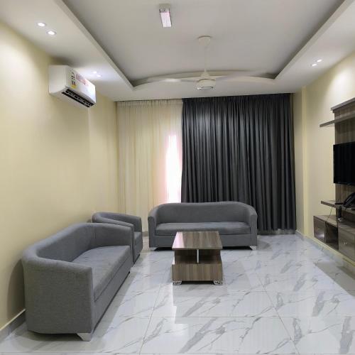 Ruang duduk di Bin Slum hotel apartments