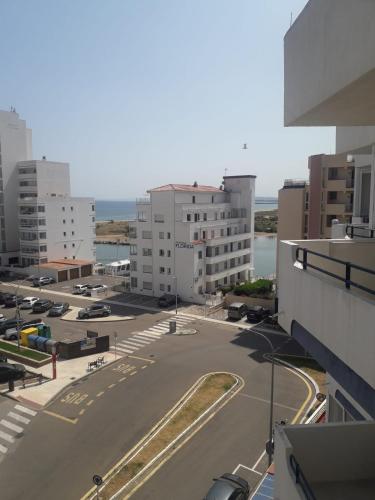 Ap vista mar cerca de la playa AV-84