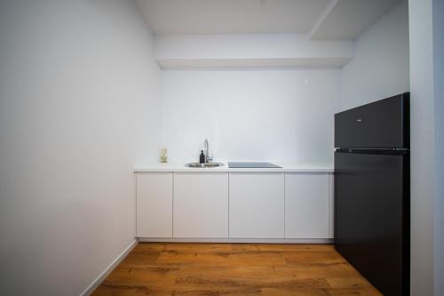 Zagreb 187 - 2 Bedrooms - Parking - New - Apartment - Flexible Keybox Entry - Modern - Monthly Rent - WiFi