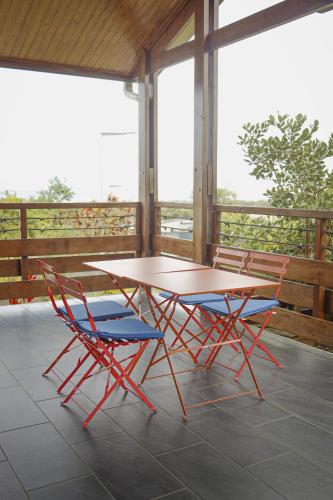 Μπαλκόνι ή βεράντα στο Baril Sucré - Piscine- Jardin - By Sister Home