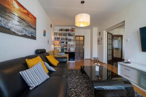 Apartment Khaleesi with sea view