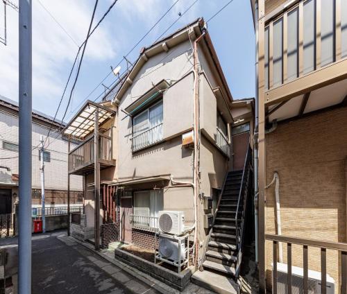 Perfect for sightseeing in Tokyo! 2F 4people! 四つ木