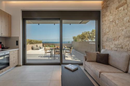 Χώρος καθιστικού στο Elements Collection