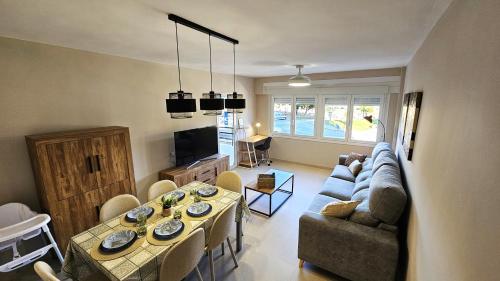 Apartamento REFORMADO con PARKING a 1 minuto de la PLAYA