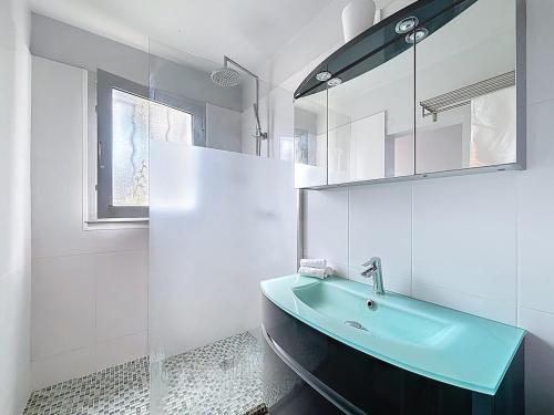 Ένα μπάνιο στο Le Jardin d 'Emma