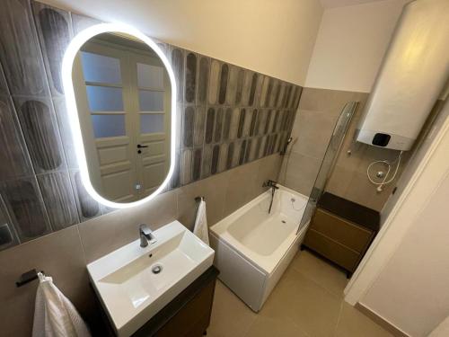 Rijeka City Center 3BR Apt with En-Suite and Workspace