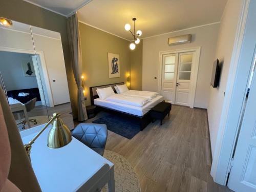 Rijeka City Center 3BR Apt with En-Suite and Workspace