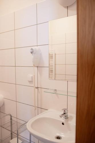 Un baño de Hotel Pod Zeleným Dubem