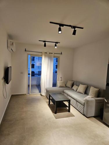 Μια τηλεόραση ή/και κέντρο ψυχαγωγίας στο Mountain View Apartments