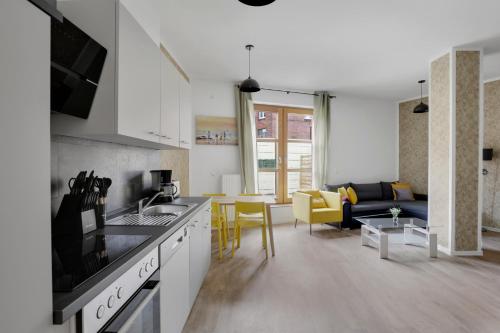 Loft Apartmentsにあるキッチンまたは簡易キッチン
