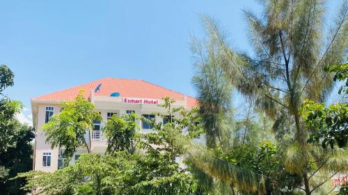 Gallery image of Esmart Hotel Arusha in Nkoanrua