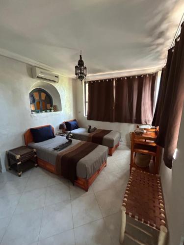 Χώρος καθιστικού στο Maison avec piscine à Marrakech