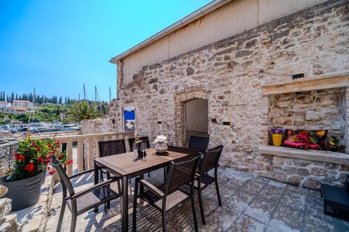 Balcone o terrazza di Luxury Villa Unikat with Seaview & Jacuzzi