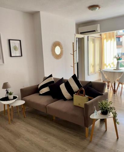 Escapada Ideal en Centro de Calpe, Piscina y 3 min de la Playa