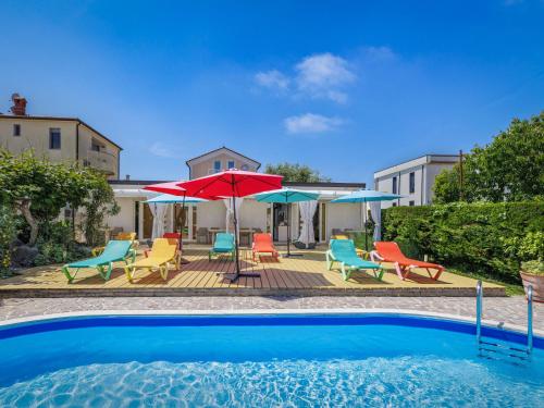 Apartment Nika-8 by Interhome