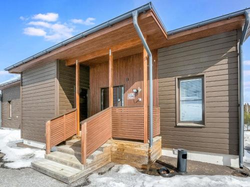 Το κτήριο όπου στεγάζεται  η παραθεριστική κατοικία