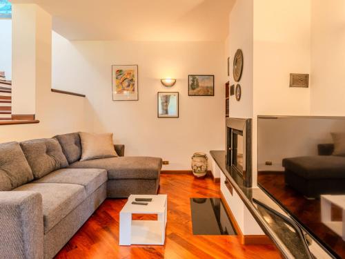 Posezení v ubytování Holiday Home Casa Alessio by Interhome