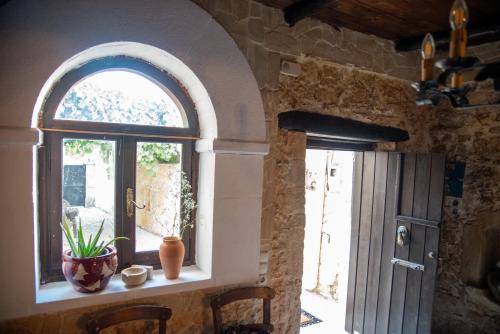 Gallery image of Garofano Traditional House in Melidhónion